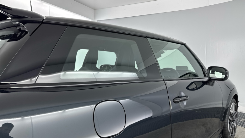 MINI Cooper 2.0 S Exclusive 3dr Auto Petrol Hatchback